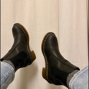 DOC MARTENS CADENCE CHELSEA BOOTS BLACK LEATHER